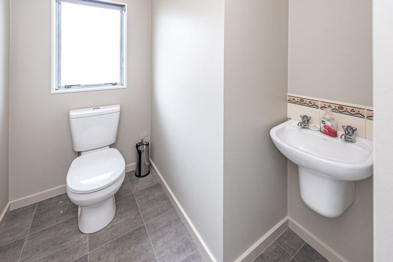 Photo of property in 24 Tawhero Street, Gonville, Whanganui, 4501