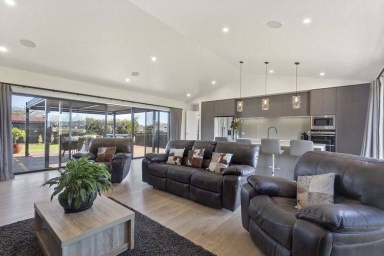 Photo of property in 134 Racecourse Road, Cambridge, 3493