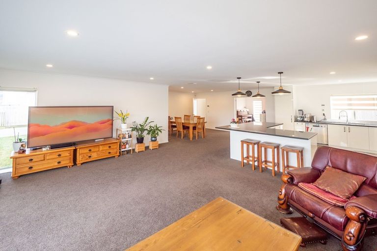 Photo of property in 67 Mauldeth Terrace, Churton Park, Wellington, 6037