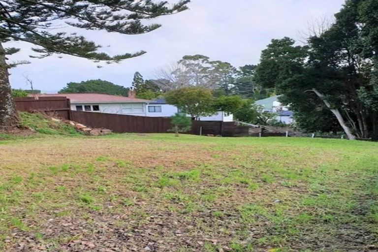 Photo of property in 41 Chorley Avenue, Massey, Auckland, 0614