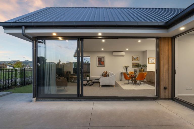 Photo of property in 6 Preferred Lane, Halswell, Christchurch, 8025