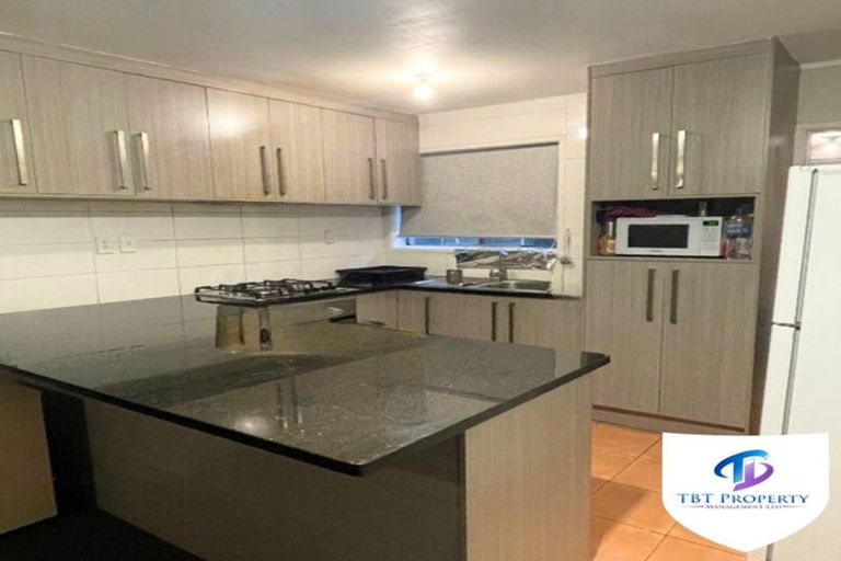 Photo of property in 2/66 Huia Road, Papatoetoe, Auckland, 2025