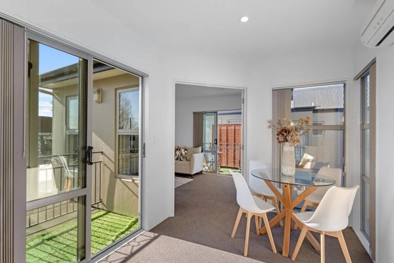 Photo of property in 106a Olliviers Road, Phillipstown, Christchurch, 8011