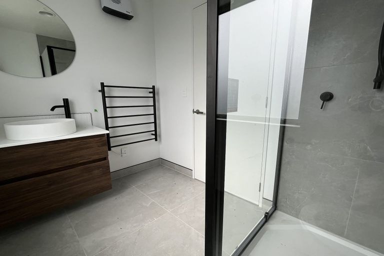 Photo of property in 2/11 Leitch Street, Somerfield, Christchurch, 8024