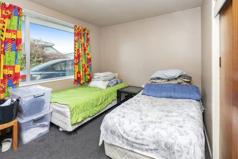 Photo of property in 2/65 Springs Road, Hornby, Christchurch, 8042