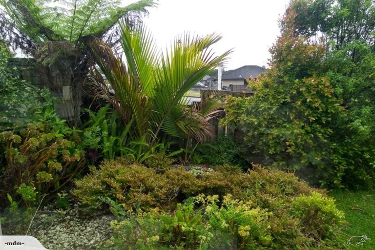 Photo of property in 77 Riverside Drive, Waiuku, 2123