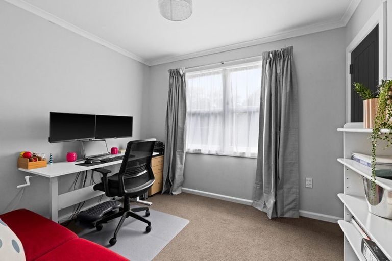 Photo of property in 9 Elliott Crescent, Havelock North, 4130