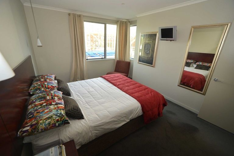 Photo of property in 209/136 Marine Parade, Mount Maunganui, 3116