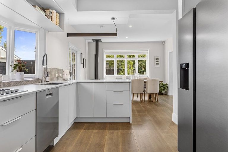 Photo of property in 5 Roosevelt Avenue, St Albans, Christchurch, 8014