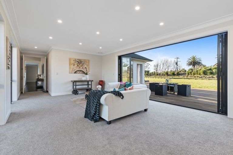 Photo of property in 1005a Dairy Flat Highway, Dairy Flat, Albany, 0792