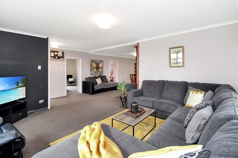 Photo of property in 70 Trafalgar Street, Dannevirke, 4930