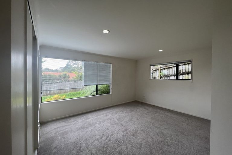Photo of property in 66 Kate Sheppard Avenue, Torbay, Auckland, 0630