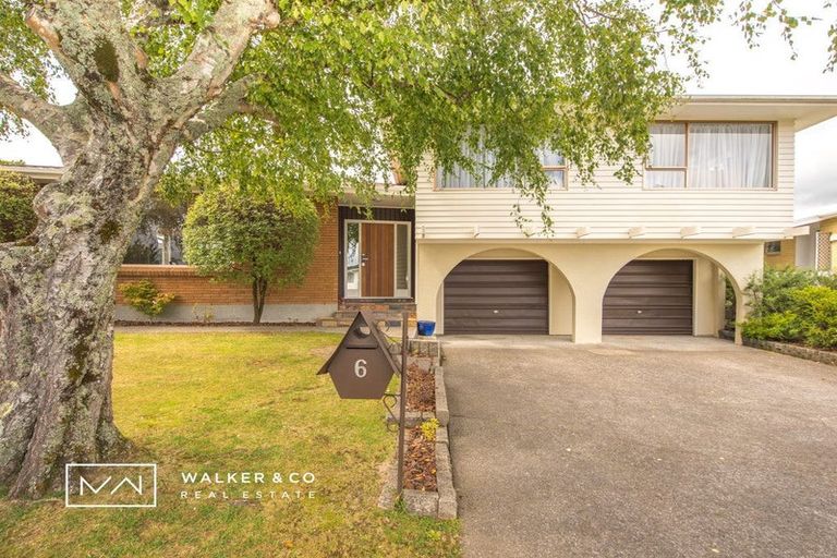 Photo of property in 6 Toledo Grove, Totara Park, Upper Hutt, 5018