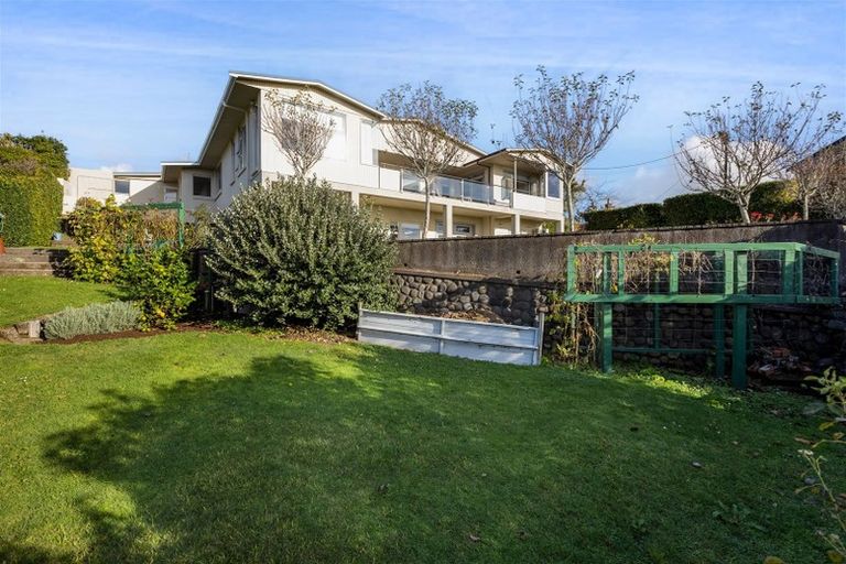 Photo of property in 22b Lismore Street, Strandon, New Plymouth, 4312