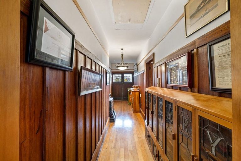 Photo of property in 14 Mccormacks Bay Road, Mount Pleasant, Christchurch, 8081