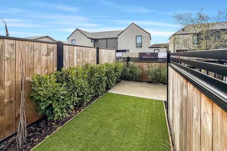 Photo of property in 4 Mohua Lane, Upper Riccarton, Christchurch, 8041
