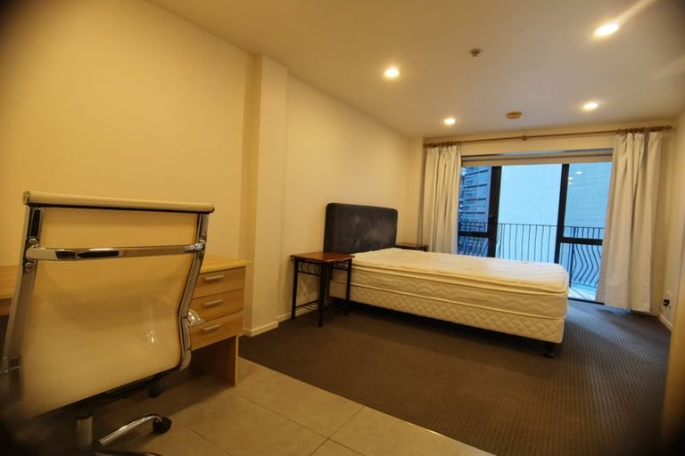 Photo of property in 2/218 Green Lane West, Epsom, Auckland, 1051