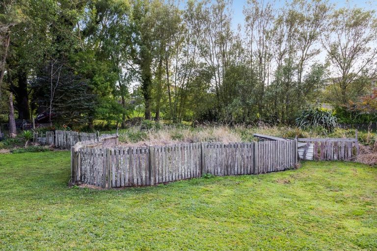 Photo of property in 65 Wallscourt Place, Normanby, Hawera, 4614