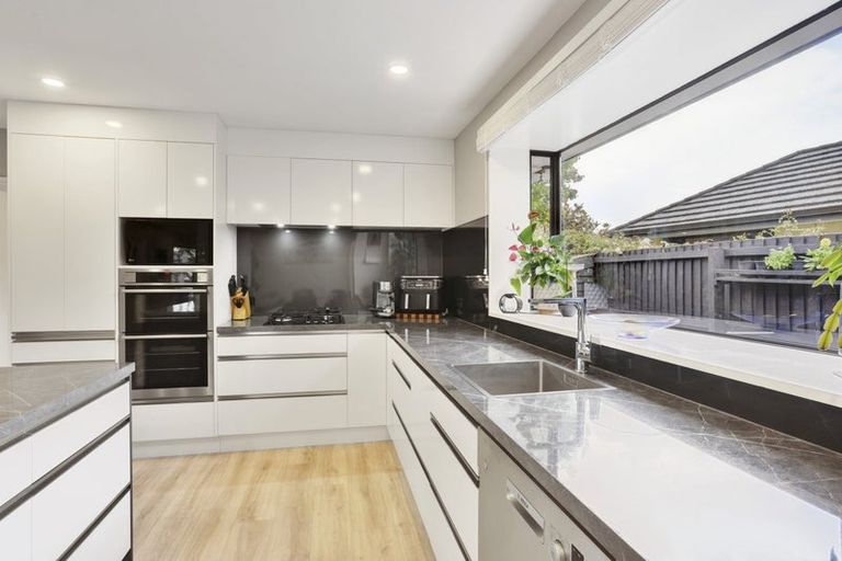 Photo of property in 17 Windsor Court, Rangiora, 7400