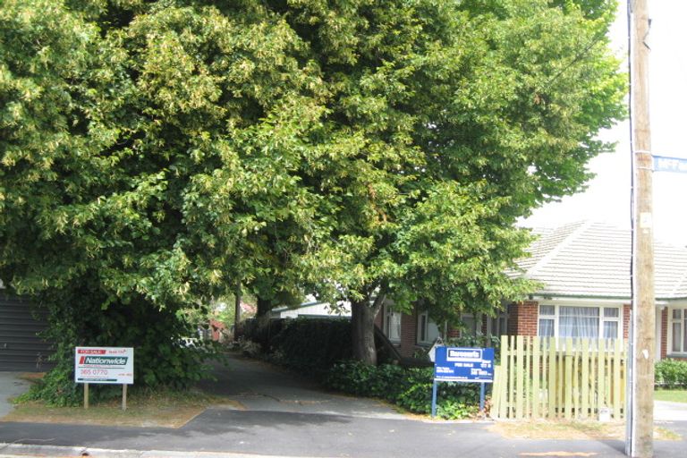 Photo of property in 124a Mcfaddens Road, St Albans, Christchurch, 8052