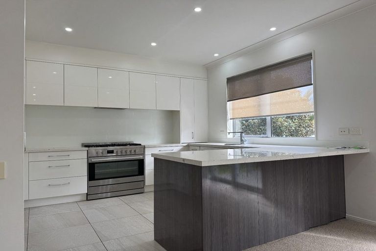Photo of property in 9 Bellagio Way, Flat Bush, Auckland, 2019