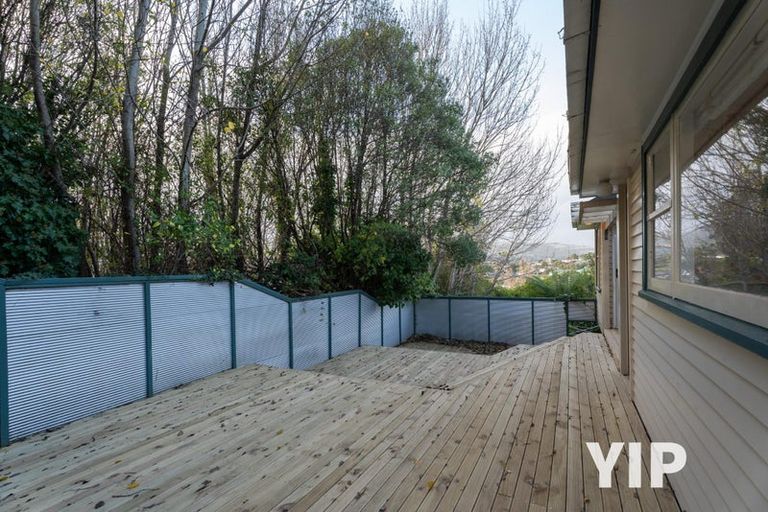 Photo of property in 3 Woodstock Terrace, Tawa, Wellington, 5028