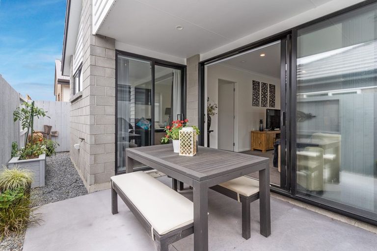 Photo of property in 53 Crown Street, Papamoa, 3118