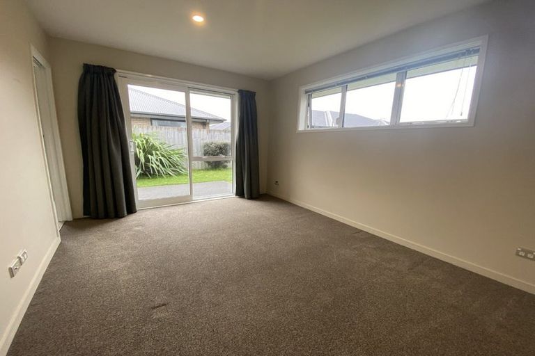 Photo of property in 8 Booth Way, Belfast, Christchurch, 8051