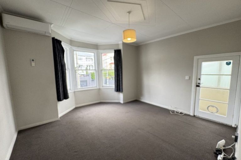 Photo of property in 61a Pirie Street, Mount Victoria, Wellington, 6011