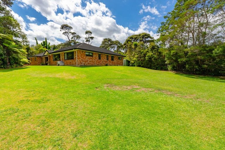 Photo of property in 7d Kitewaho Road, Swanson, Auckland, 0816