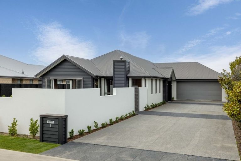 Photo of property in 8 Westburn Place, Prebbleton, 7604