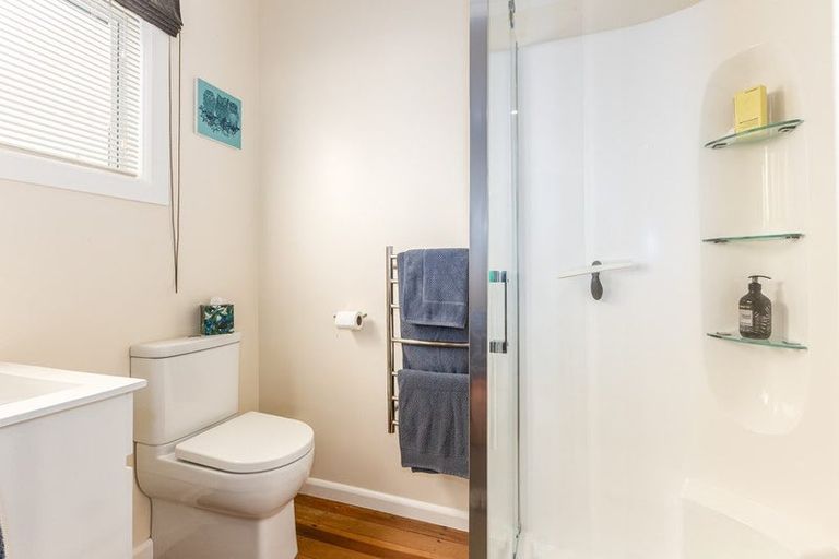 Photo of property in 13 Main Road, Titahi Bay, Porirua, 5022