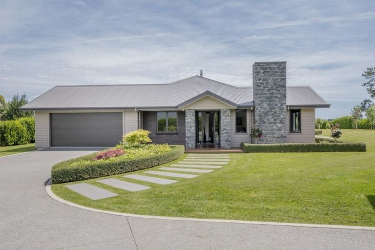 Photo of property in 22 Tunbridge Wells, Ohau, Levin, 5570