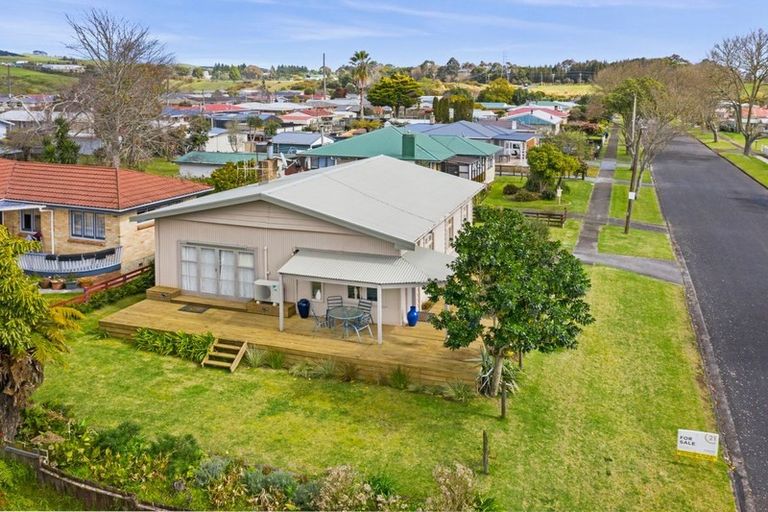 Photo of property in 1 Mary Street, Huntly, 3700