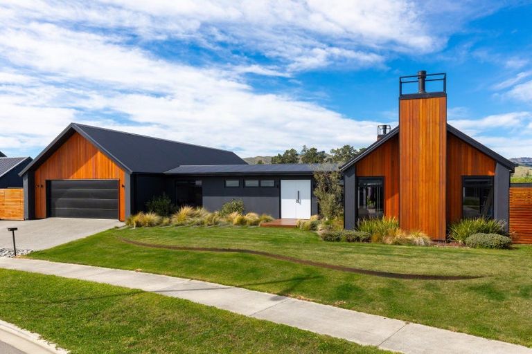 Photo of property in 15 Catalina Crescent, Burleigh, Blenheim, 7201