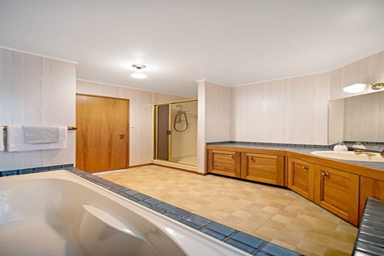 Photo of property in 35 William Bryan Drive, Half Moon Bay, Auckland, 2012