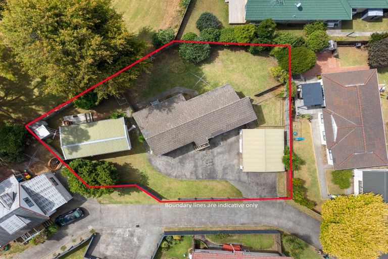 Photo of property in 17 Oakmont Place, Wattle Downs, Auckland, 2103