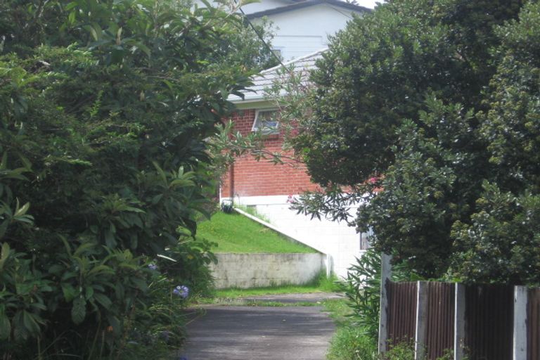 Photo of property in 15 College Road, Northcote, Auckland, 0627