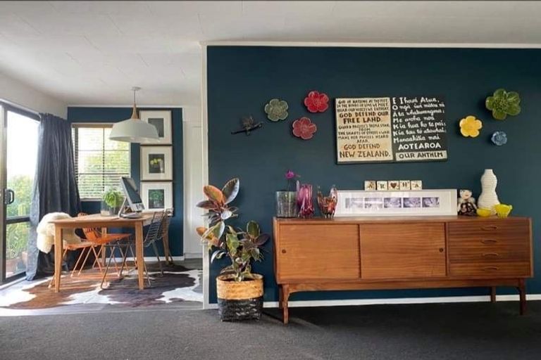 Photo of property in 5 Nicolas Avenue, Glen Eden, Auckland, 0602