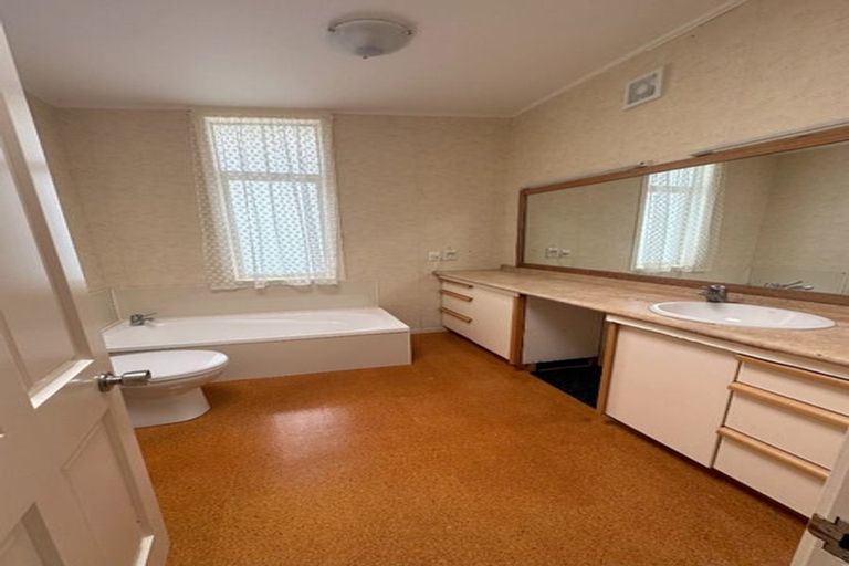 Photo of property in 5 Eric Price Avenue, Takapuna, Auckland, 0620