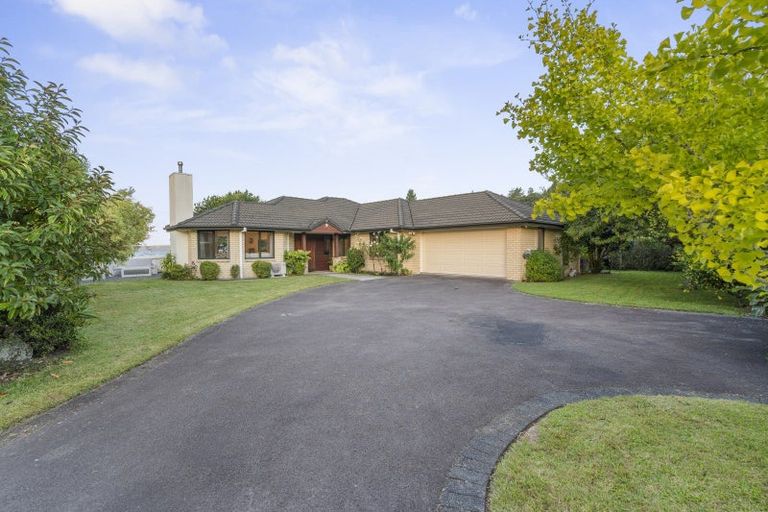 Photo of property in 20 Gemini Place, Kawaha Point, Rotorua, 3010