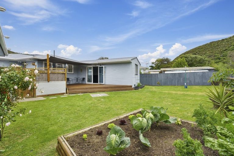 Photo of property in 51 Parenga Street, Wainuiomata, Lower Hutt, 5014