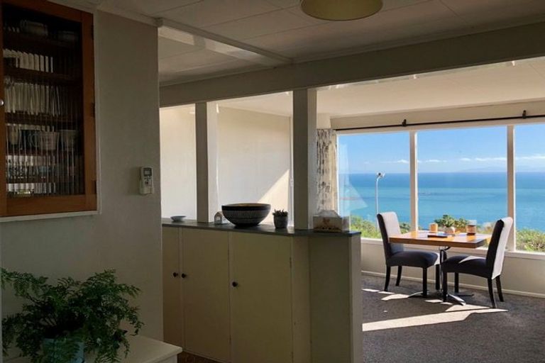 Photo of property in 112 Motuhara Road, Plimmerton, Porirua, 5026