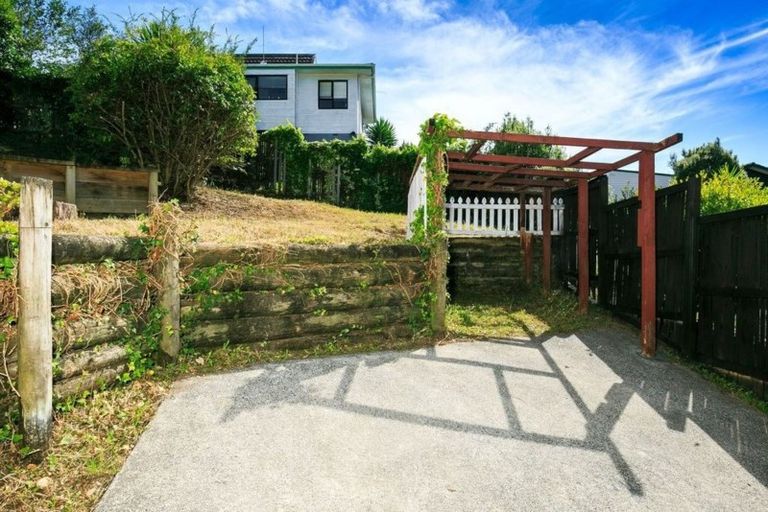 Photo of property in 26 Redwing Street, Browns Bay, Auckland, 0630