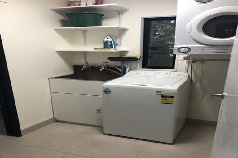 Photo of property in 2 Stewart Street, Frankton, Queenstown, 9300