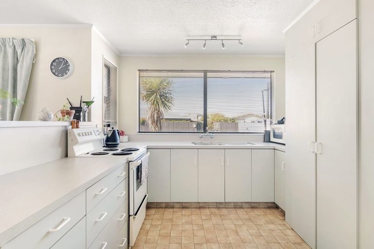 Photo of property in 8 Manoy Street, Motueka, 7120