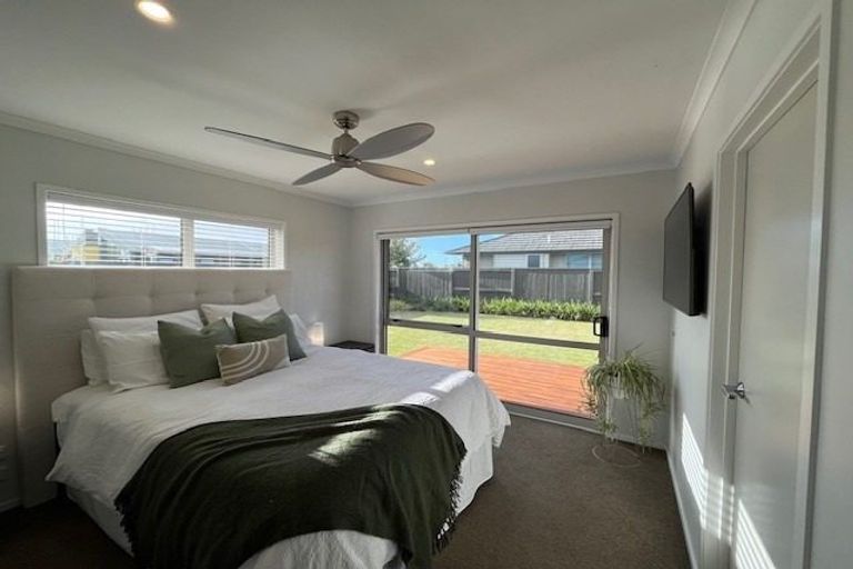 Photo of property in 14 Kamahi Crescent, Papamoa Beach, Papamoa, 3118