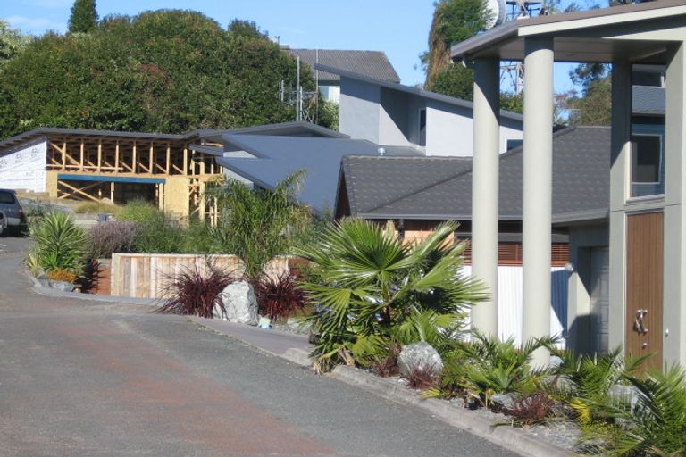 Photo of property in 9a Greenfield Drive, Western Heights, Hamilton, 3200