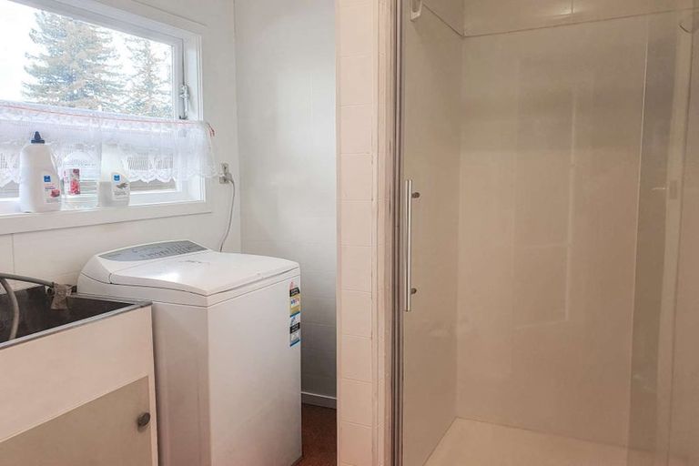 Photo of property in 59 Martin Street, Utuhina, Rotorua, 3015