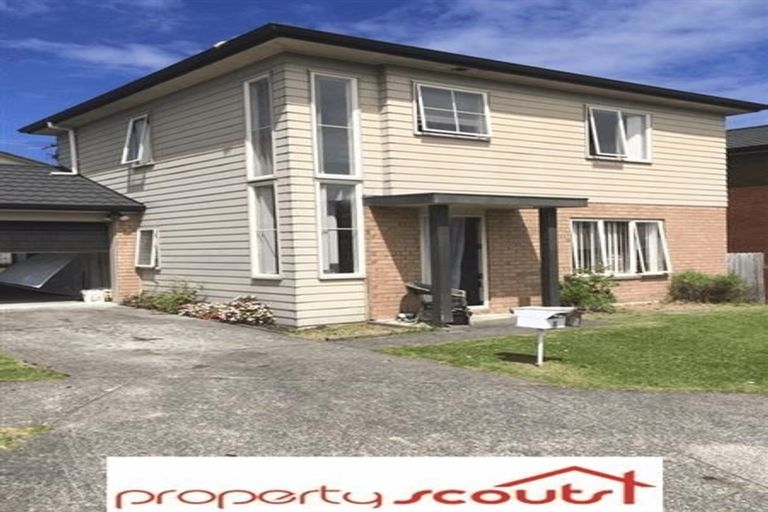 Photo of property in 5 Charta Place, Sunnyvale, Auckland, 0612